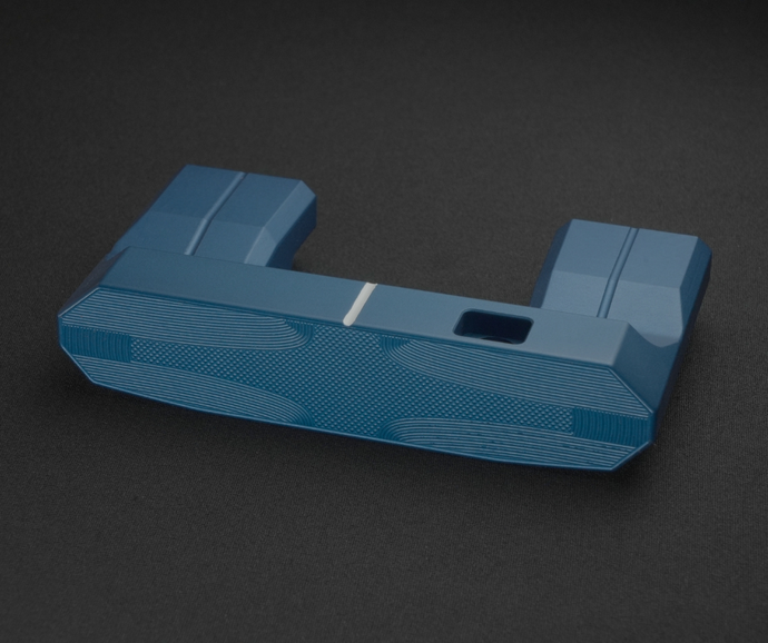 THE DEFIANT - [M] SERIES